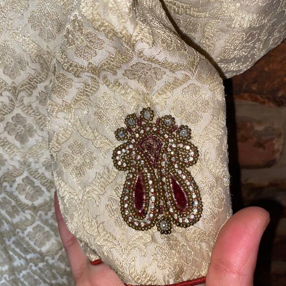 ND Nite 'n' Day Cream Embellished Rhinestone Indian Top Women's Size XS - Picture 4 of 10